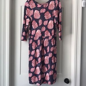 Lilly Pulitzer knit dress with elastic waist.